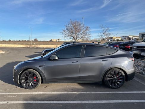 Used 2021 Tesla Model Y Performance image 1