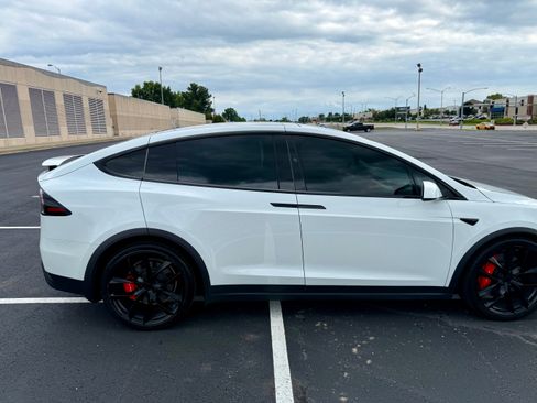 Used 2023 Tesla Model X AWD/4WD image 8