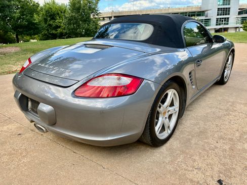 Used 2006 Porsche Boxster RWD image 6