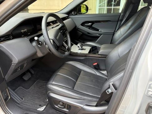 Used 2024 Land Rover Range Rover Evoque S AWD/4WD image 12