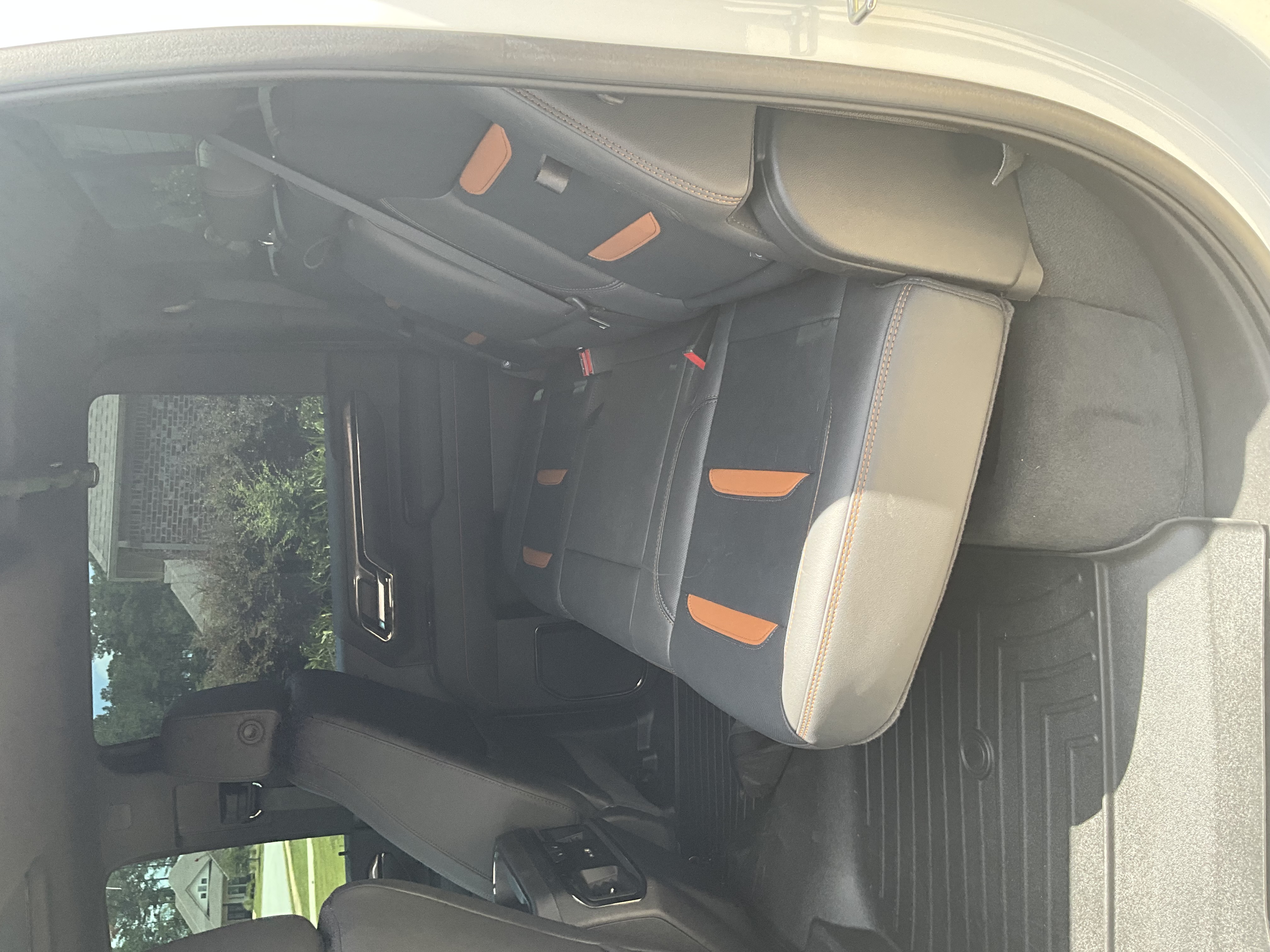 Used 2025 GMC Sierra 2500 AT4 w/ AT4 Premium Plus Package AWD/4WD image 12