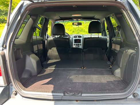 Used 2010 Mercury Mariner Premier AWD/4WD image 23