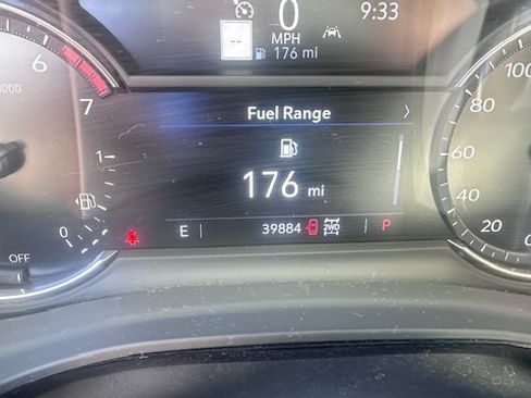 Used 2020 Cadillac XT6 Premium Luxury image 12