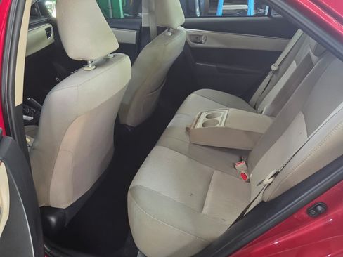 Used 2015 Toyota Corolla LE FWD image 9