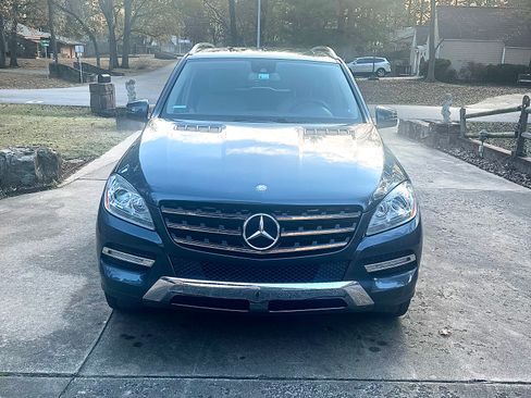 Used 2013 Mercedes-Benz ML 350 4MATIC image 2
