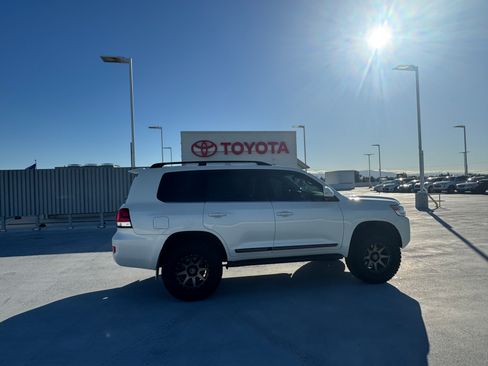 Used 2021 Toyota Land Cruiser AWD/4WD image 1