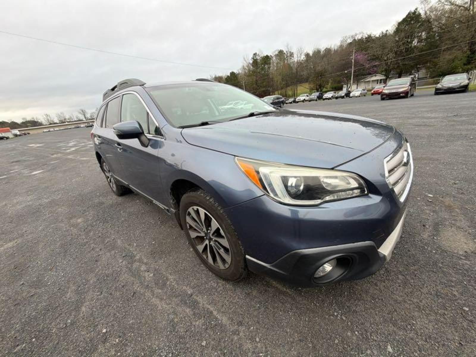 Used 2017 Subaru Outback 2.5i Limited AWD/4WD image 4