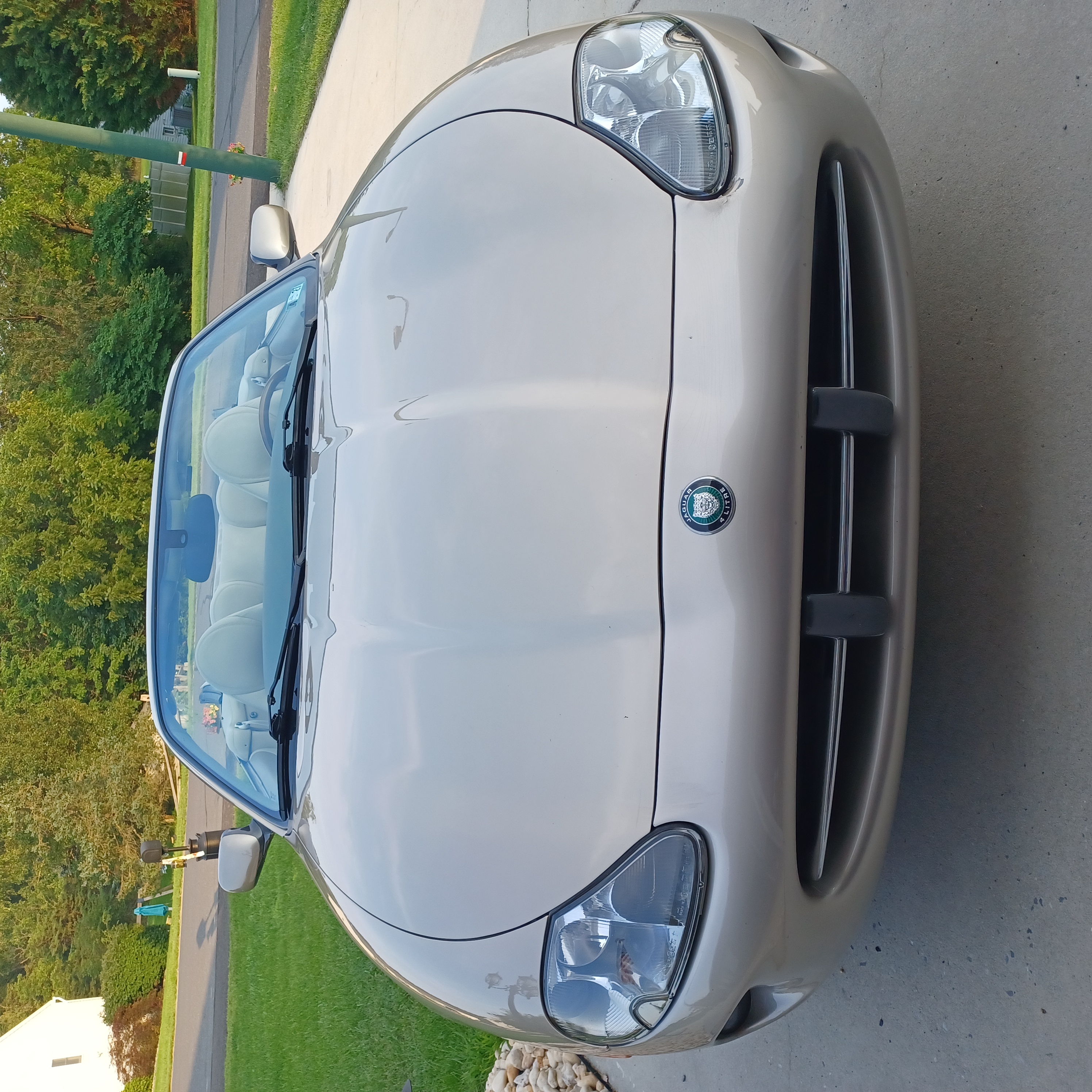 Used 2000 Jaguar XK8 Convertible RWD image 11