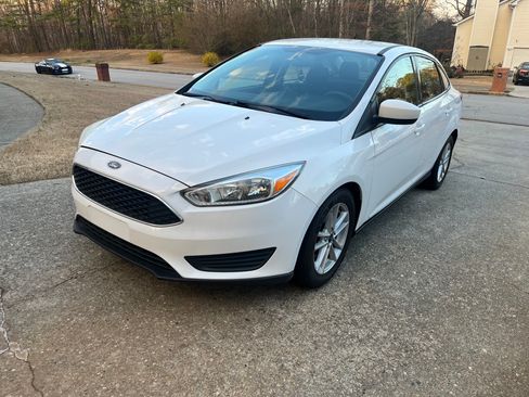 Used 2018 Ford Focus SE image 10