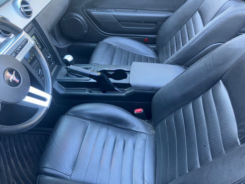 Used 2008 Ford Mustang GT Premium RWD image 12