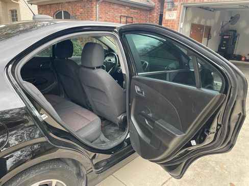 Used 2019 Chevrolet Sonic LT w/ RS Package image 8