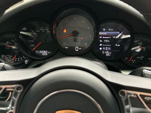 Used 2017 Porsche 911 Carrera S RWD image 15
