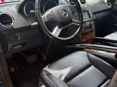 Used 2009 Mercedes-Benz ML 320 BlueTEC 4MATIC image 9