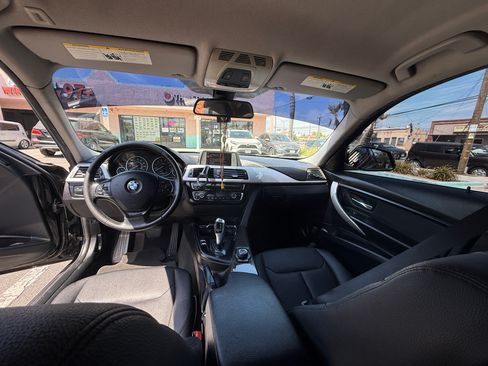 Used 2016 BMW 320i Sedan RWD image 13