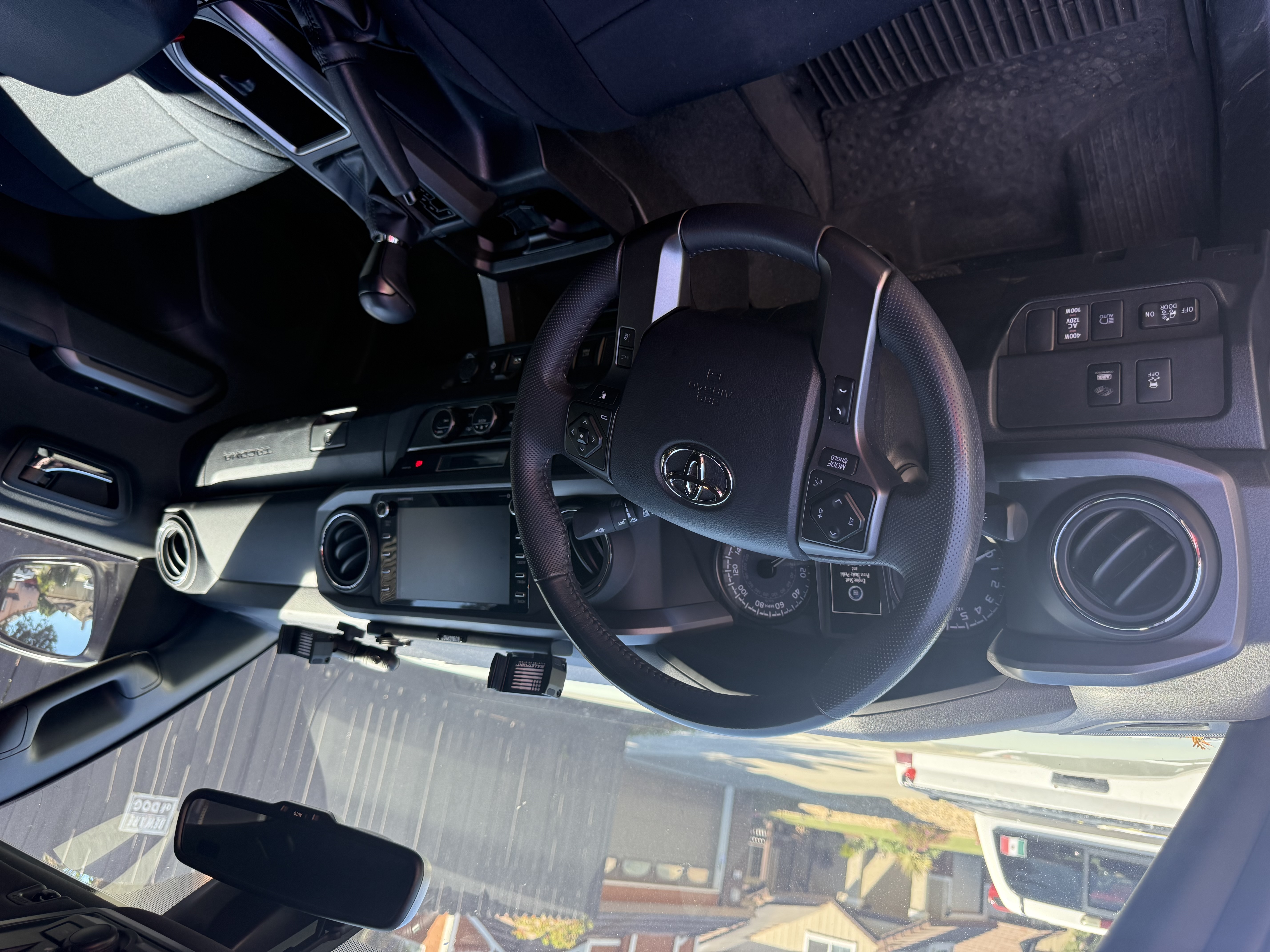 Used 2023 Toyota Tacoma TRD Off-Road AWD/4WD image 13