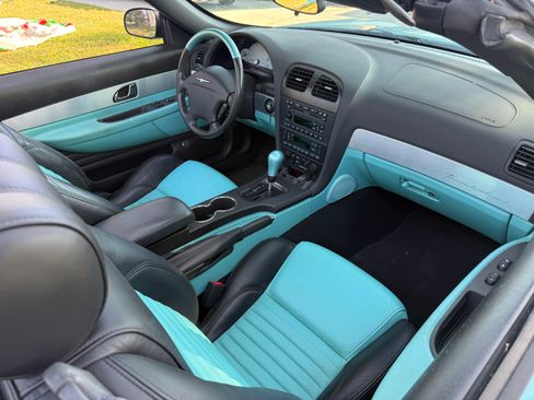 Used 2002 Ford Thunderbird image 22