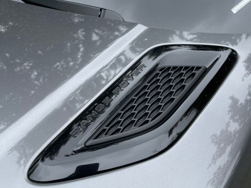 Used 2016 Land Rover Range Rover Sport SE image 20