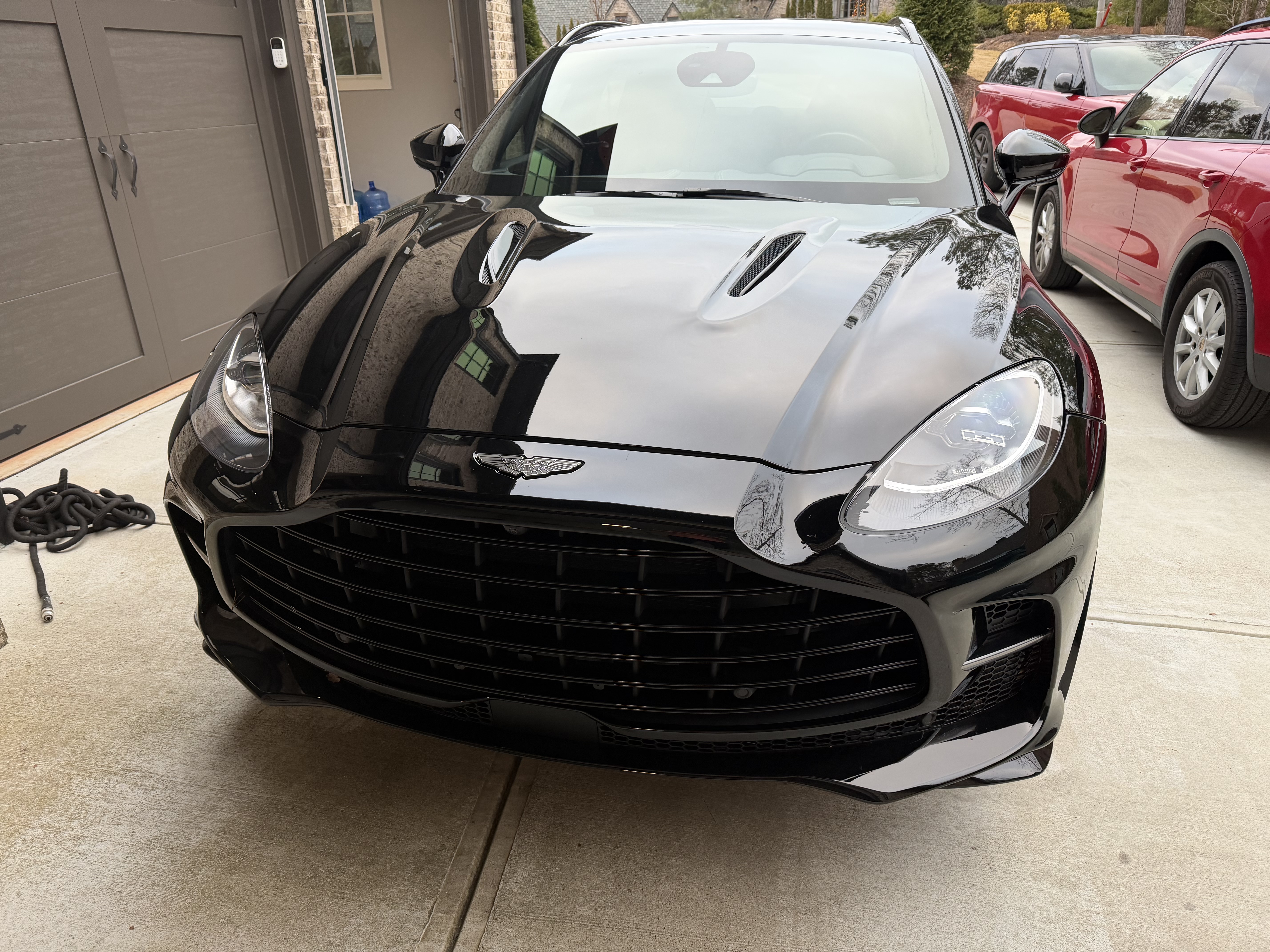 Used 2023 Aston Martin DBX 707 AWD/4WD image 1