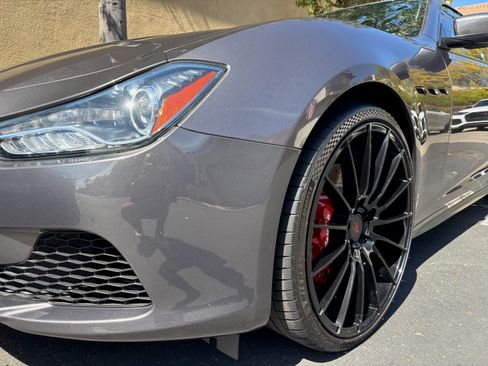 Used 2016 Maserati Ghibli S image 16