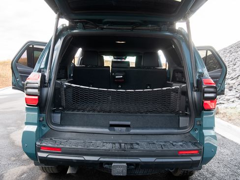 Used 2025 Toyota 4Runner TRD Off-Road Premium w/ Tow Technology Package AWD/4WD image 6