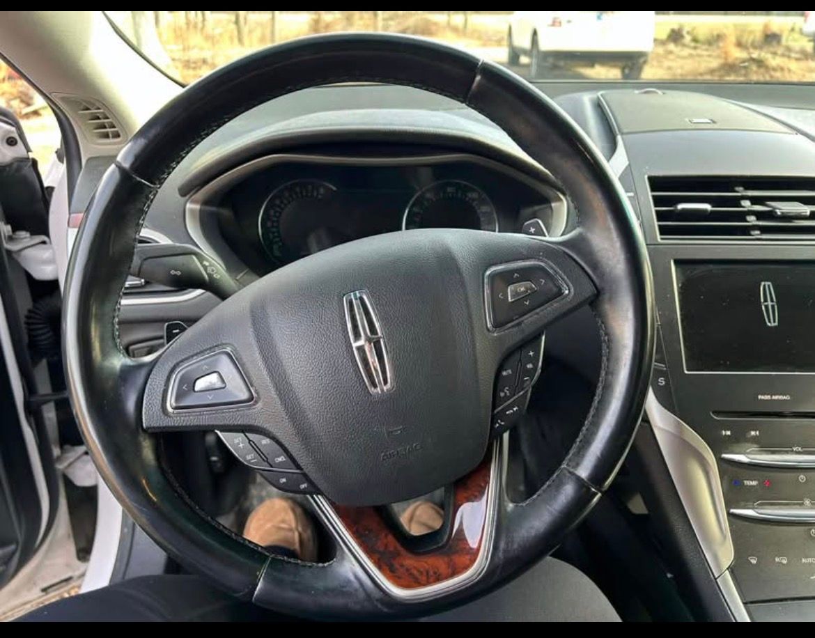 Used 2015 Lincoln MKZ AWD w/ Equipment Group 102A Reserve image 6