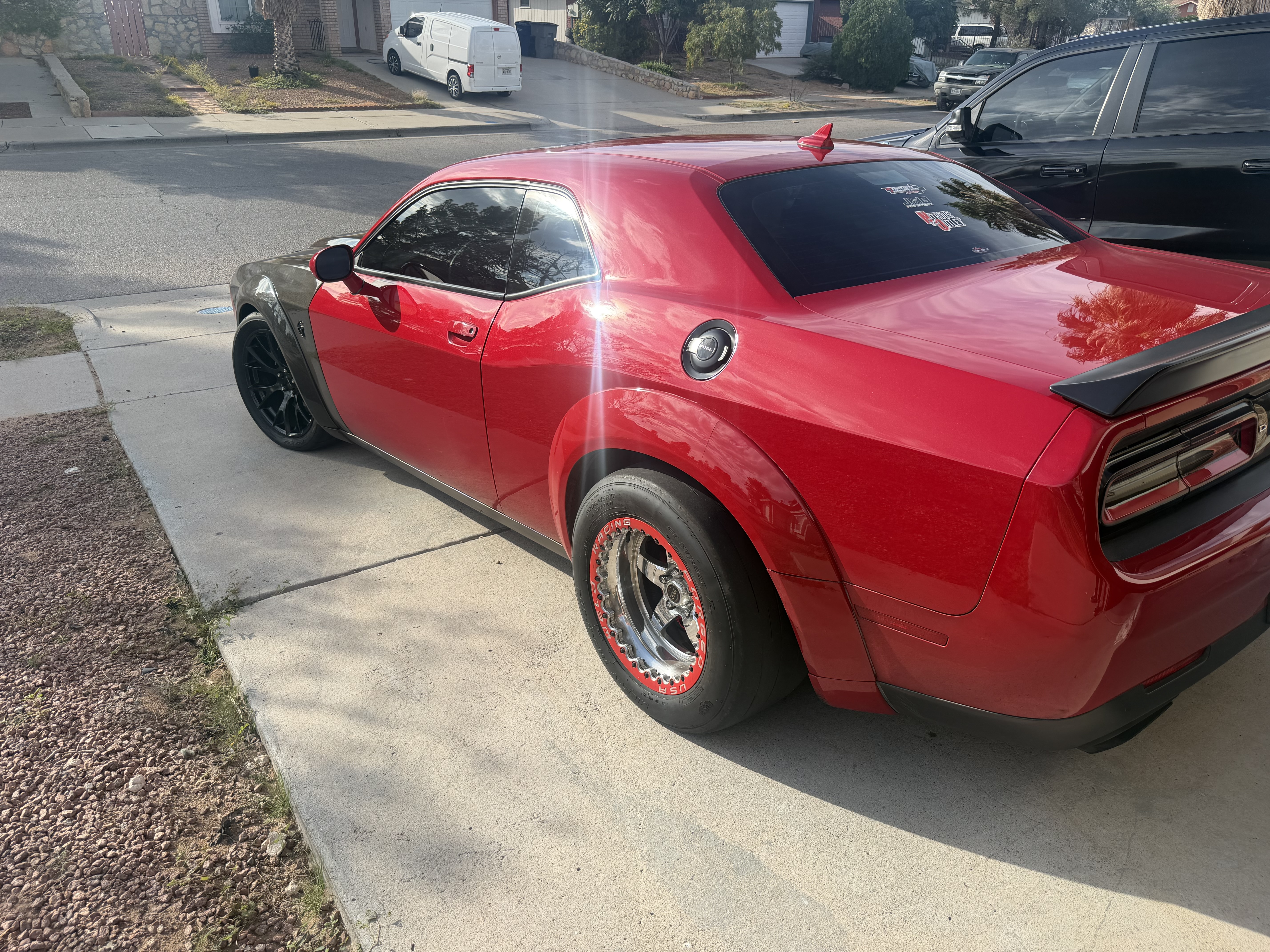 Used 2016 Dodge Challenger SRT Hellcat RWD image 14