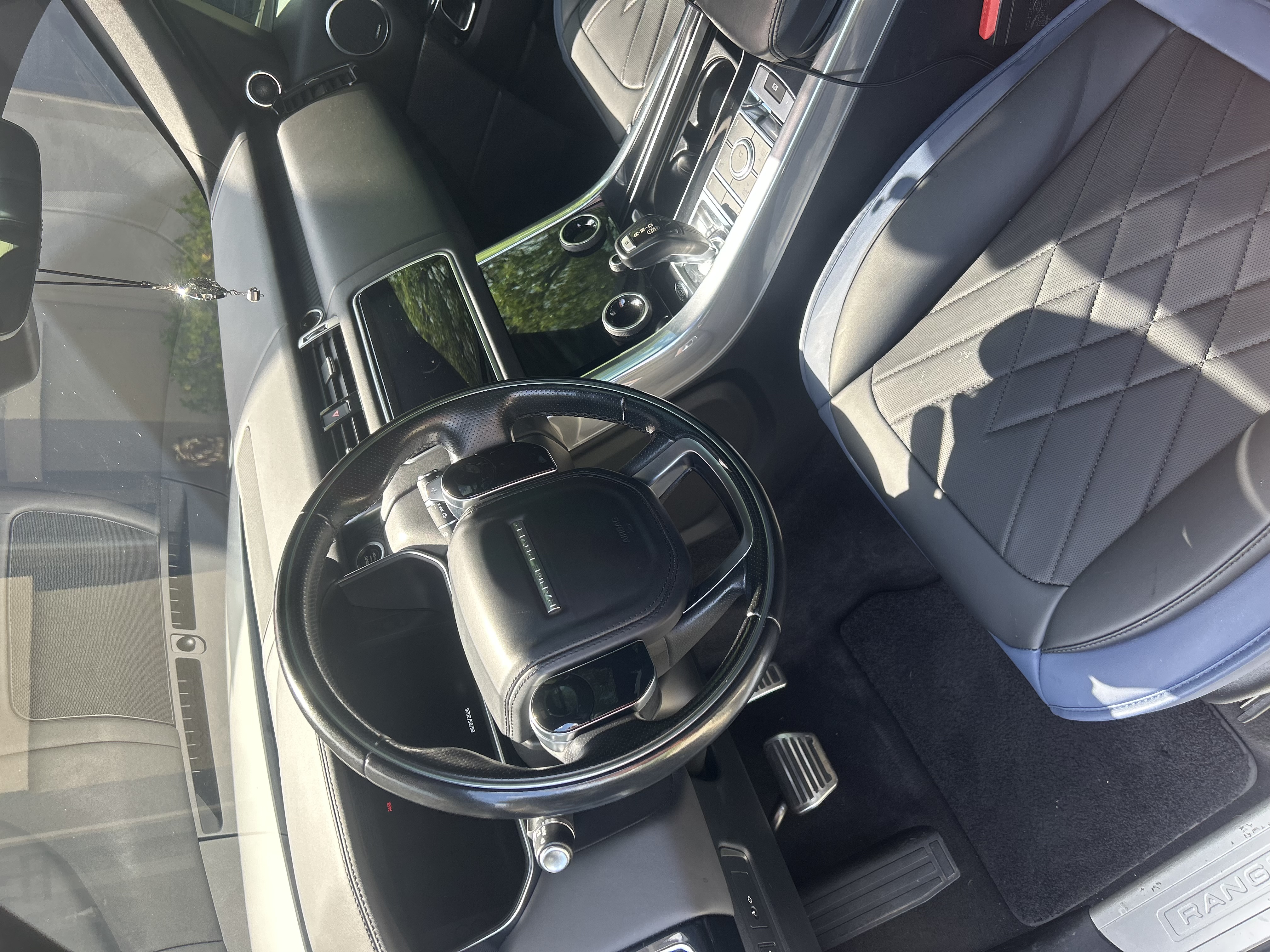 Used 2018 Land Rover Range Rover Sport HSE Dynamic AWD/4WD image 11
