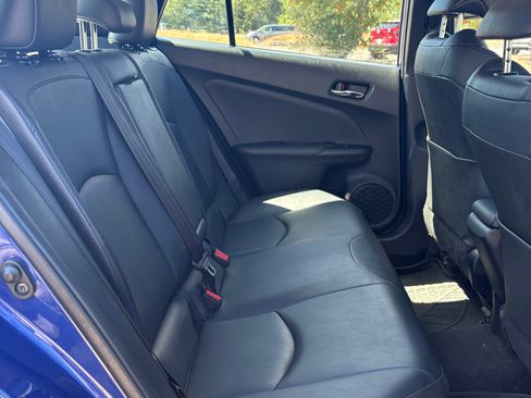 Used 2016 Toyota Prius Four w/ Advanced Technology Package FWD image 8