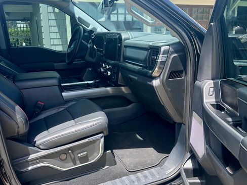 Used 2023 Ford F350 Lariat w/ Lariat Ultimate Package AWD/4WD image 11
