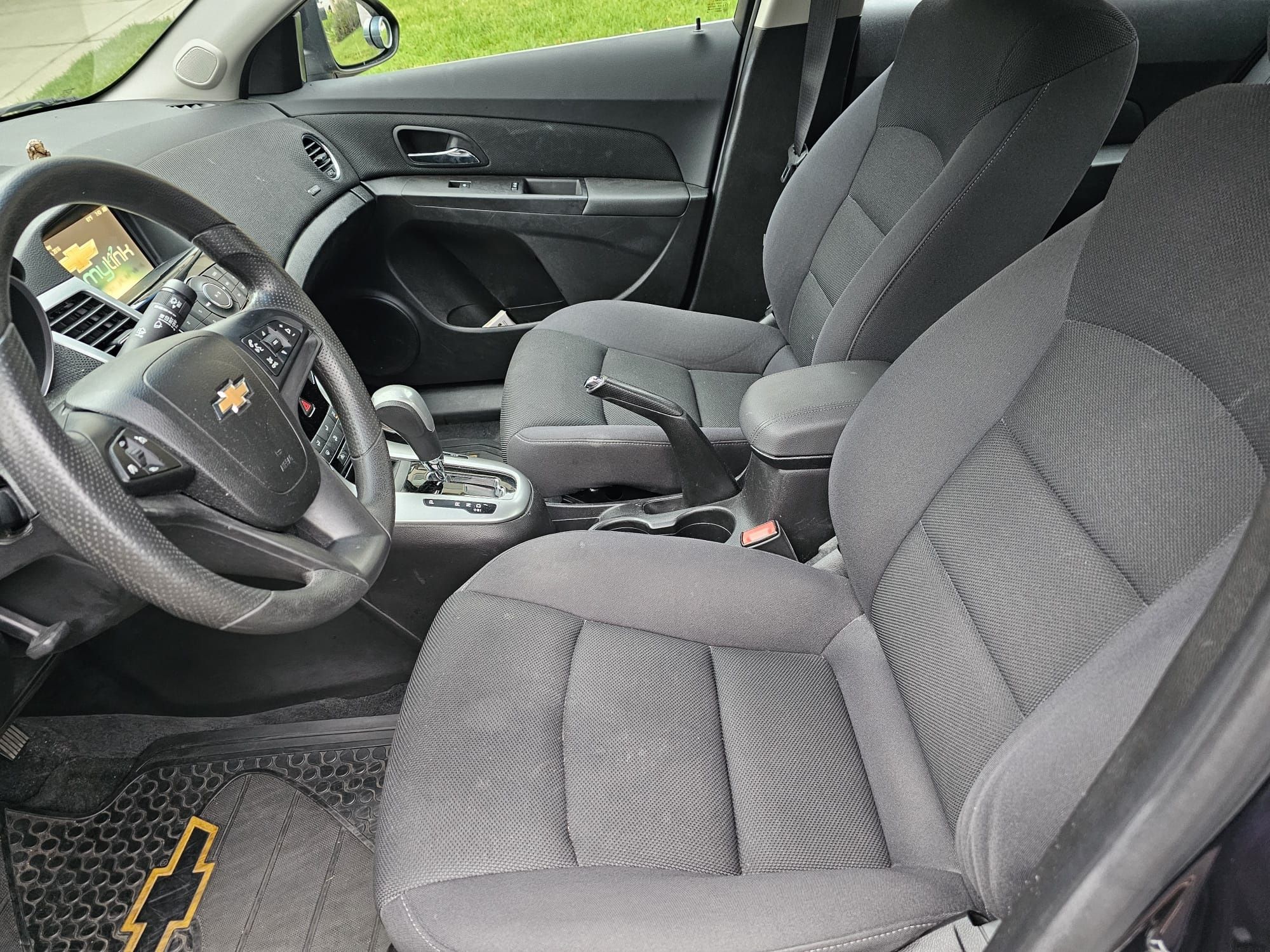Used 2016 Chevrolet Cruze LT FWD image 6