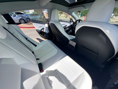 Used 2025 Tesla Model 3 Long Range image 12