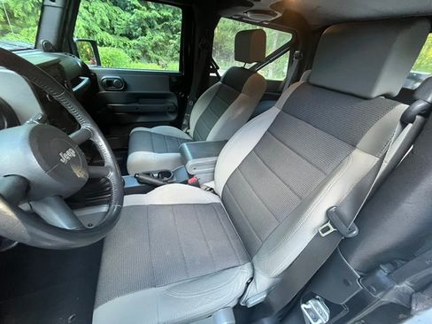 Used 2007 Jeep Wrangler X AWD/4WD image 6