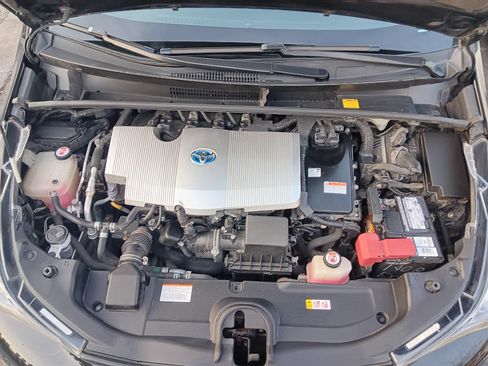 Used 2017 Toyota Prius One image 15