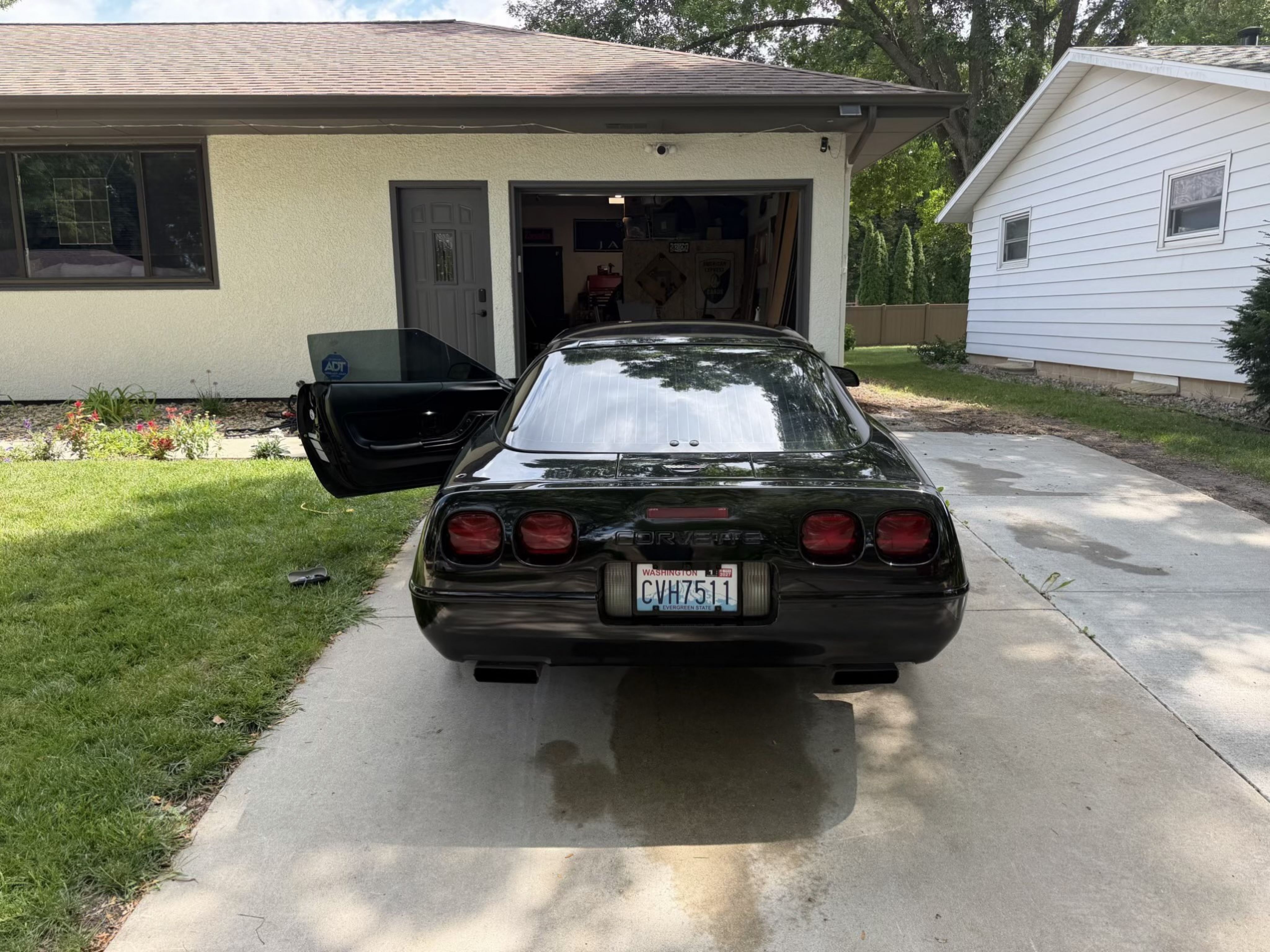 Used 1994 Chevrolet Corvette Coupe RWD image 5