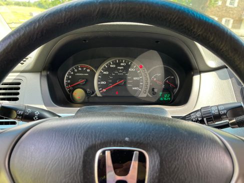 Used 2004 Honda Pilot EX image 18