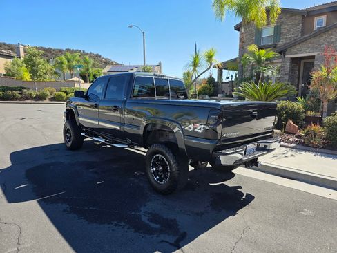 Used 2003 Chevrolet Silverado 2500 LS w/ Skid Plate Package image 2