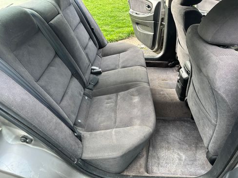 Used 2002 Nissan Maxima SE image 17