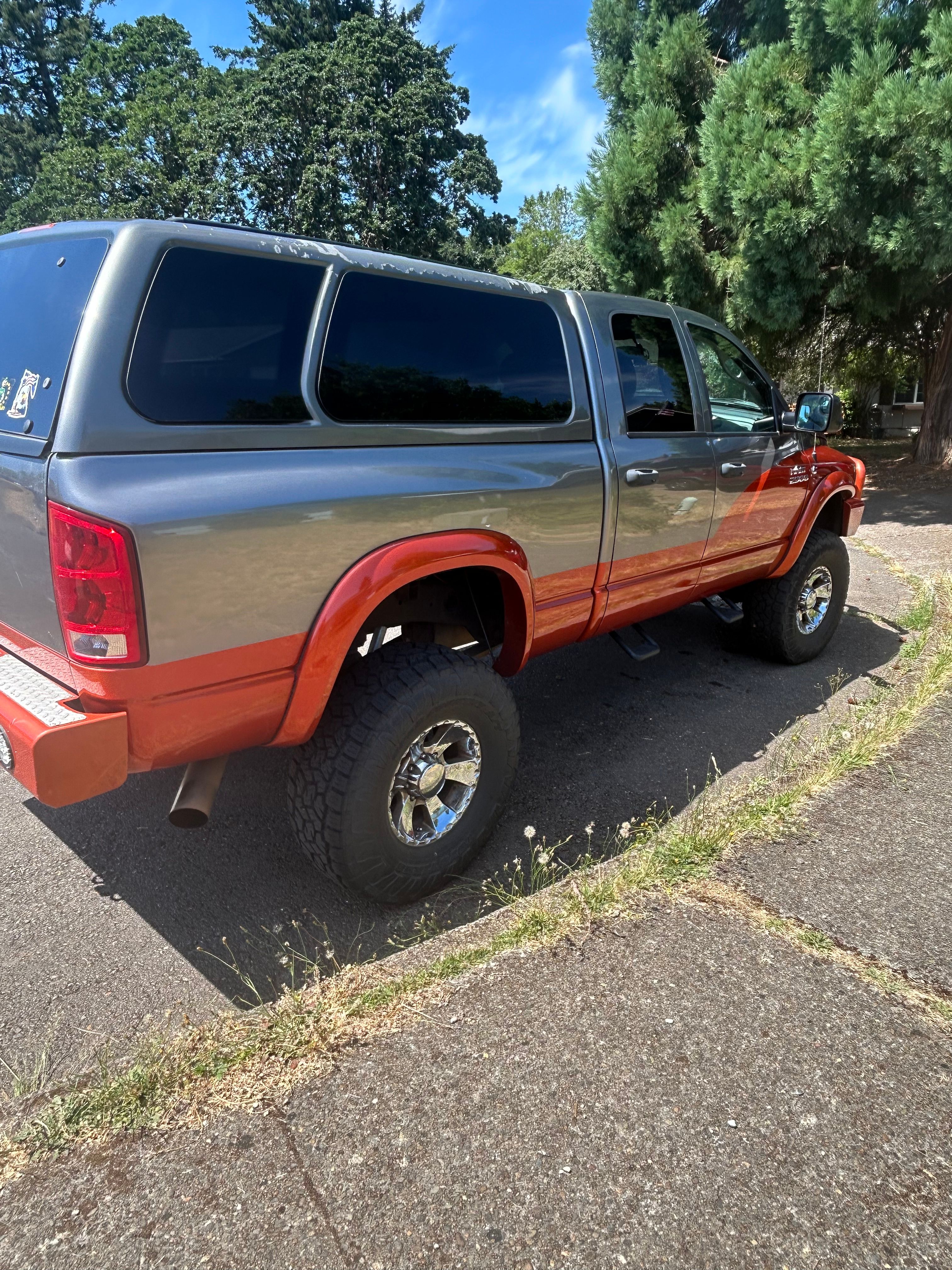 Used 2005 Dodge Ram 2500 Truck SLT w/ Trailer Tow Group AWD/4WD image 6