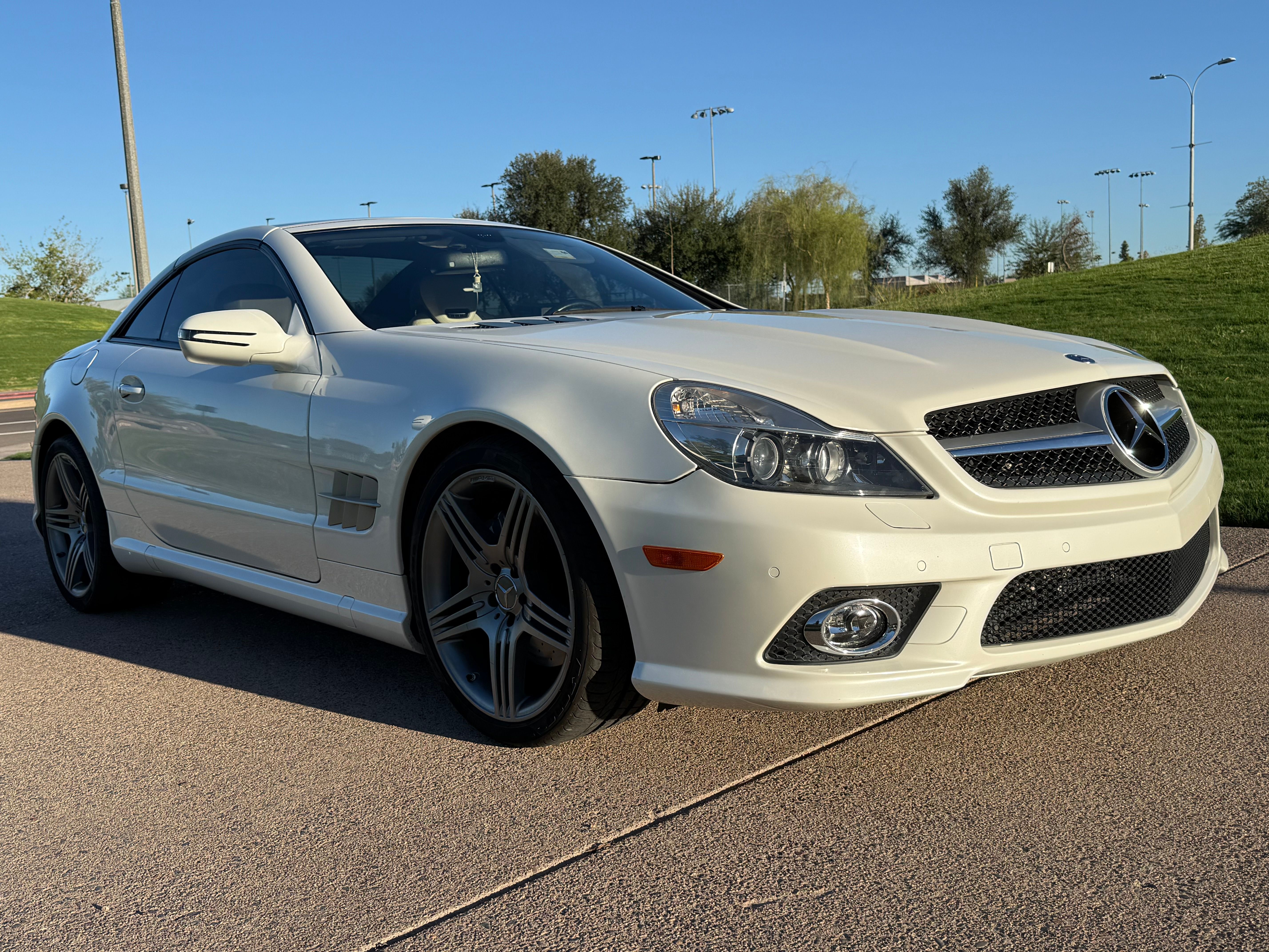 Used 2012 Mercedes-Benz SL 550 w/ SL Wheel Pkg image 8