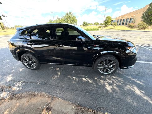 Used 2025 Acura ADX A-Spec AWD/4WD image 1