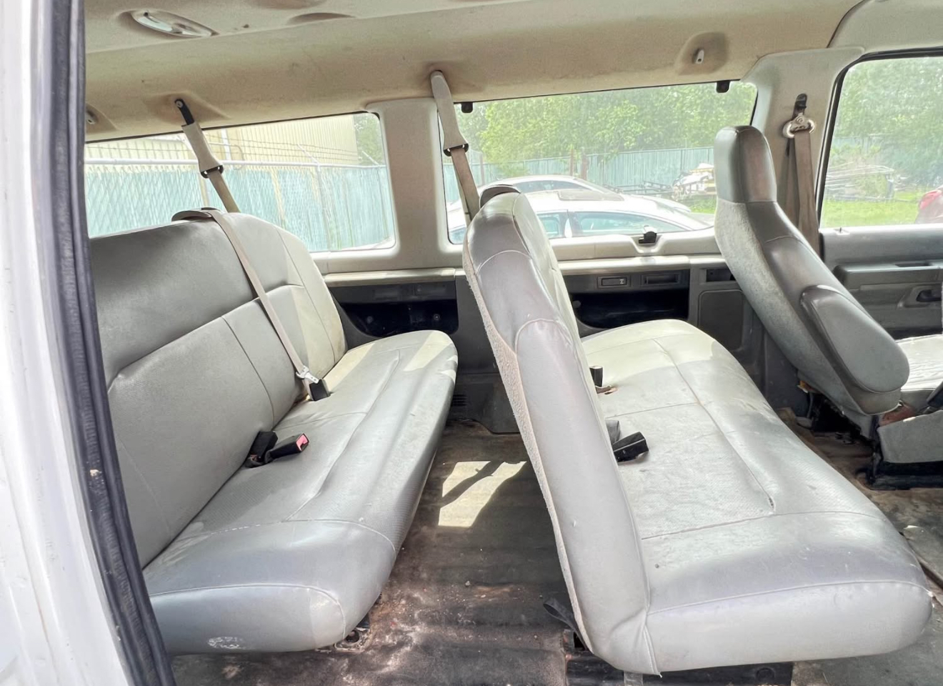 Used 2011 Ford E-350 and Econoline 350 XL w/ PWR Windows & Locks Group RWD image 10