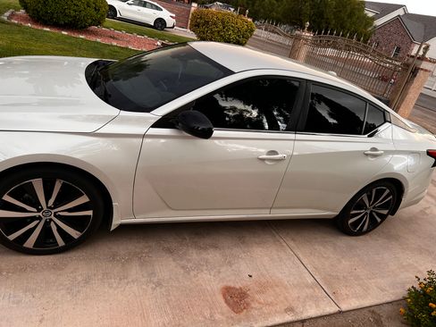 Used 2020 Nissan Altima 2.5 SR image 5