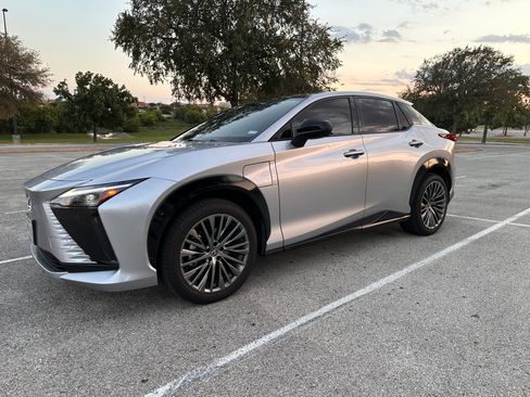 Used 2024 Lexus RZ 450e Premium w/ Accessory Package (2T) AWD/4WD image 1