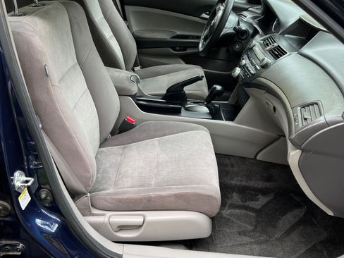 Used 2010 Honda Accord LX image 10