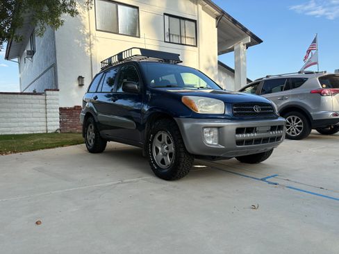 Used 2003 Toyota RAV4 4WD w/ Quick-Order Pkg image 6