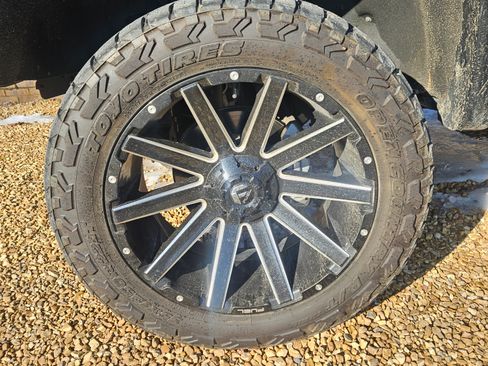 Used 2021 Chevrolet Silverado 1500 RST image 7