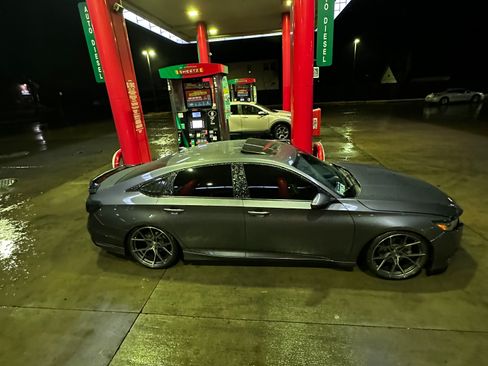 Used 2019 Honda Accord Sport image 1