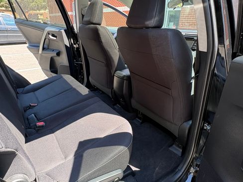 Used 2017 Toyota RAV4 XLE FWD image 15