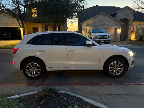 Used 2016 Audi Q5 2.0T Premium Plus w/ Technology Package image 9
