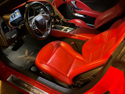 Used 2015 Chevrolet Corvette Stingray Coupe w/ 3LT Preferred Equipment Group image 10